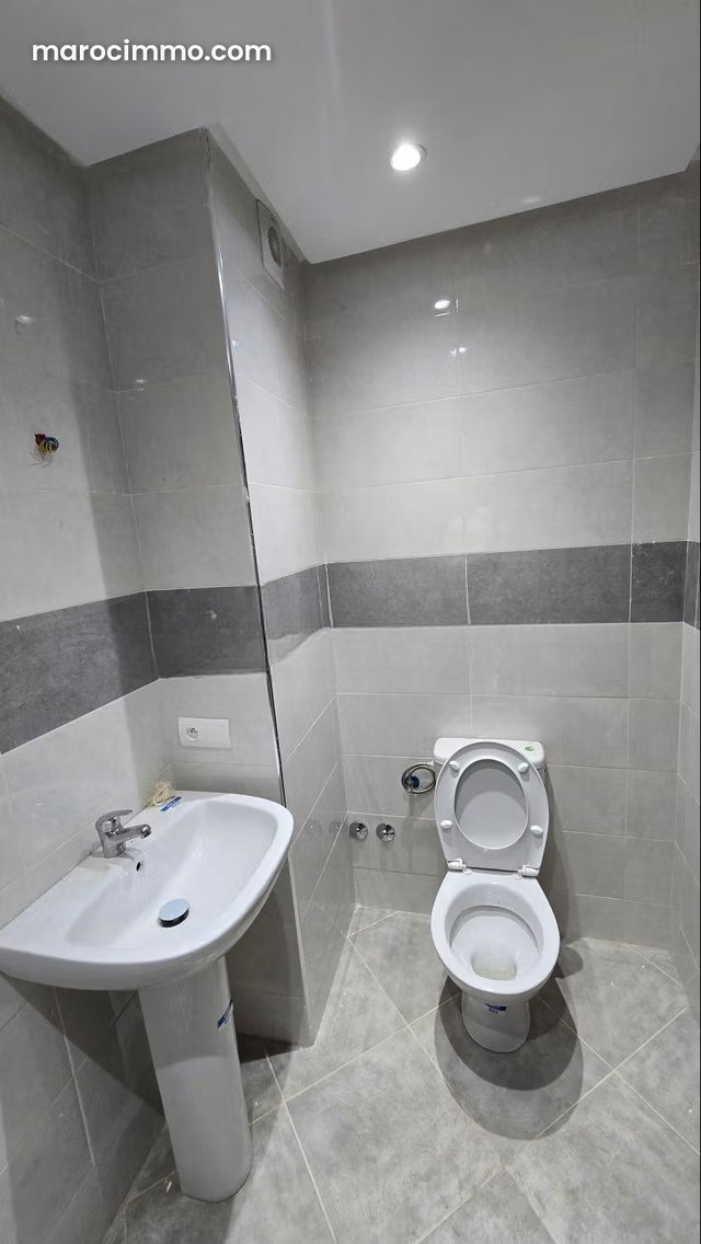 Appartement en vente à Martil. 2 chambres. Salon traditionnel marocain — 5