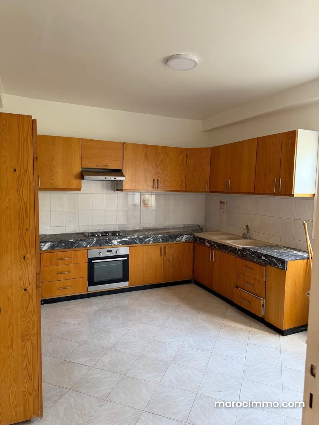 4-Bedroom Villa with 300 m² of Living Space in Riyad, Rabat — Rabat