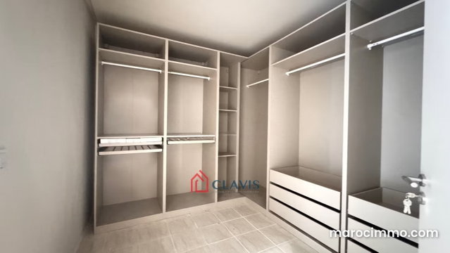 Appartement rénové dans une residence de renom — 3