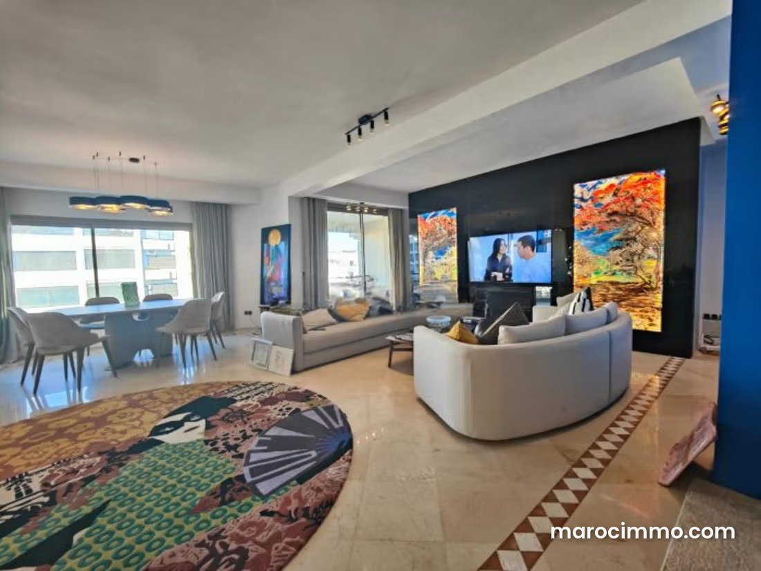 Furnished 230 sqm Apartment, 3 Bedrooms, Racine, Casablanca — Casablanca