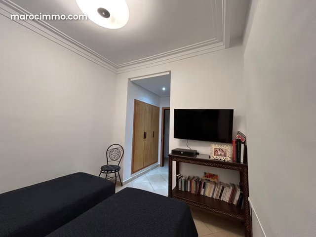 Superbe appartement à vendre à Asilah. 2 grandes pièces. Résidence avec piscine — 3