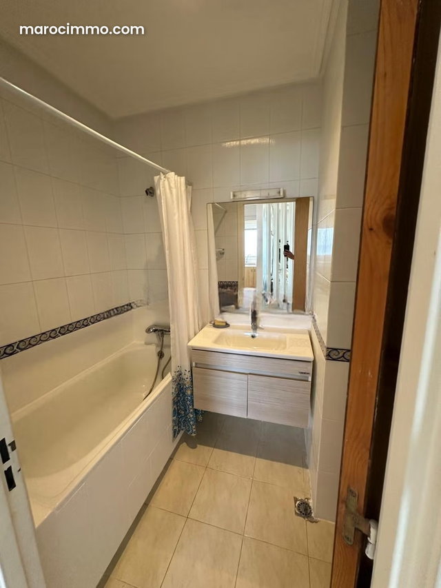 Appartement vue sur mer et mosquée Hassan 2 — 5