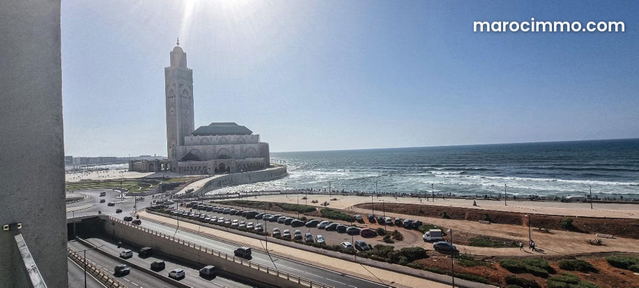 Appartement vue sur mosquée Hassan 2 et vue mer — Casablanca