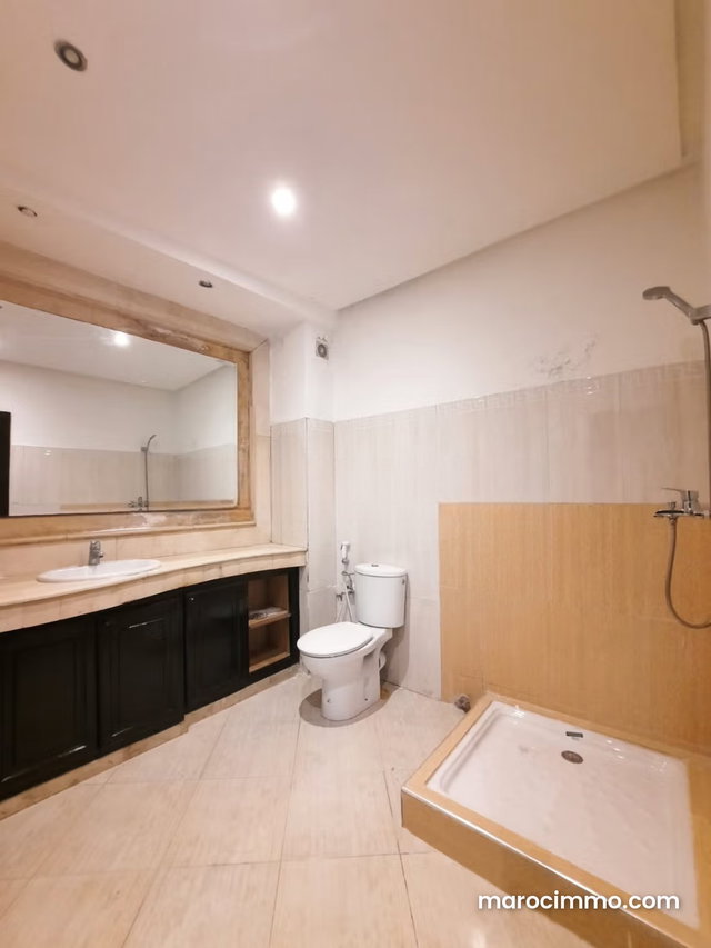 Trois chambres salon à val fleuri — 4