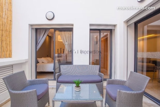 Furnished 2-bedroom apartment of 62 sqm – 1 bedroom with terrace — 2