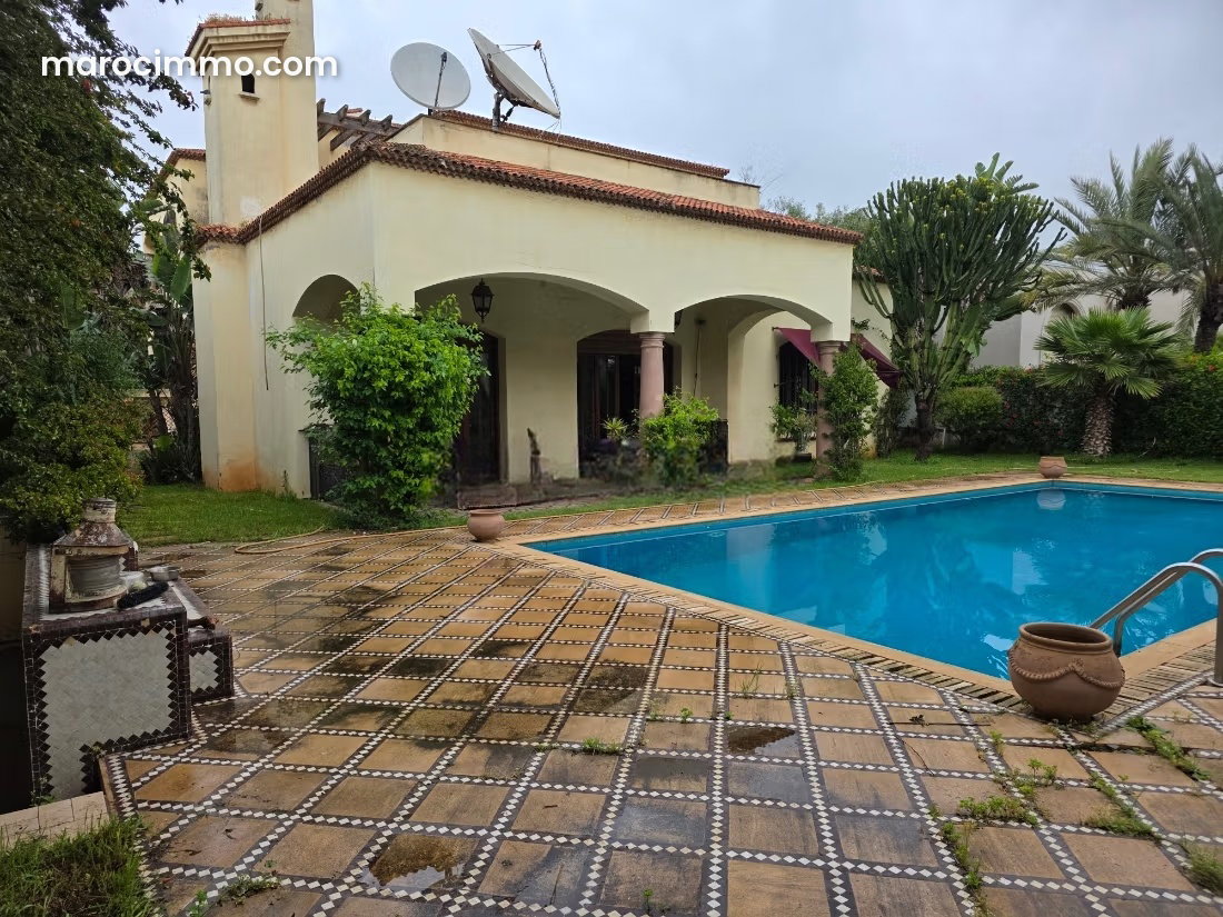 Villa 500 m² à rénover, Californie, Casablanca, terrain 1000 m² — Casablanca