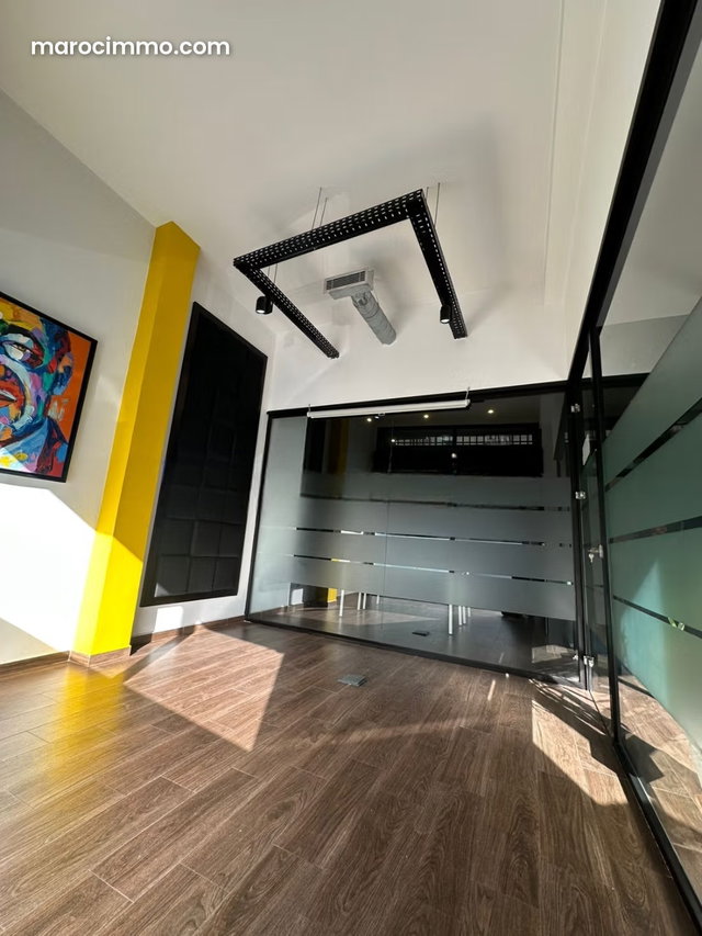 Local professionnel 124m bd yaacoub mansour — 5