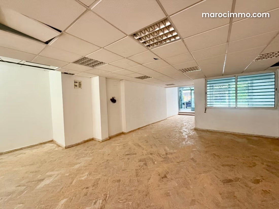 100 m² Commercial Premises, Hôpitaux District, Casablanca — Casablanca