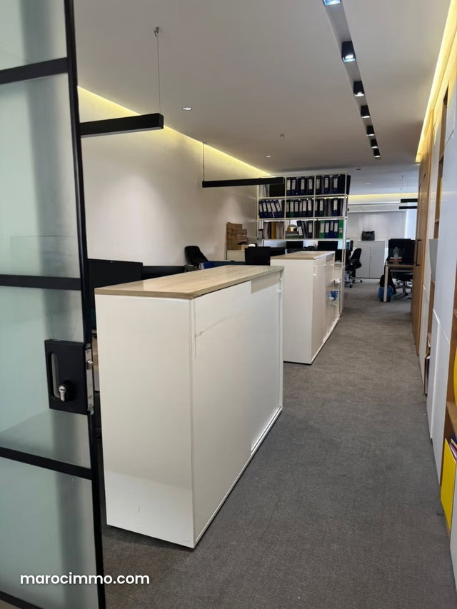 A vendre bureau aménagé 94m2 BD ZERKTOUNI — 5