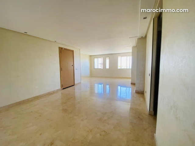 Luxury Apartment for Rent – 148 m² Sunny with Premium Amenities — 2