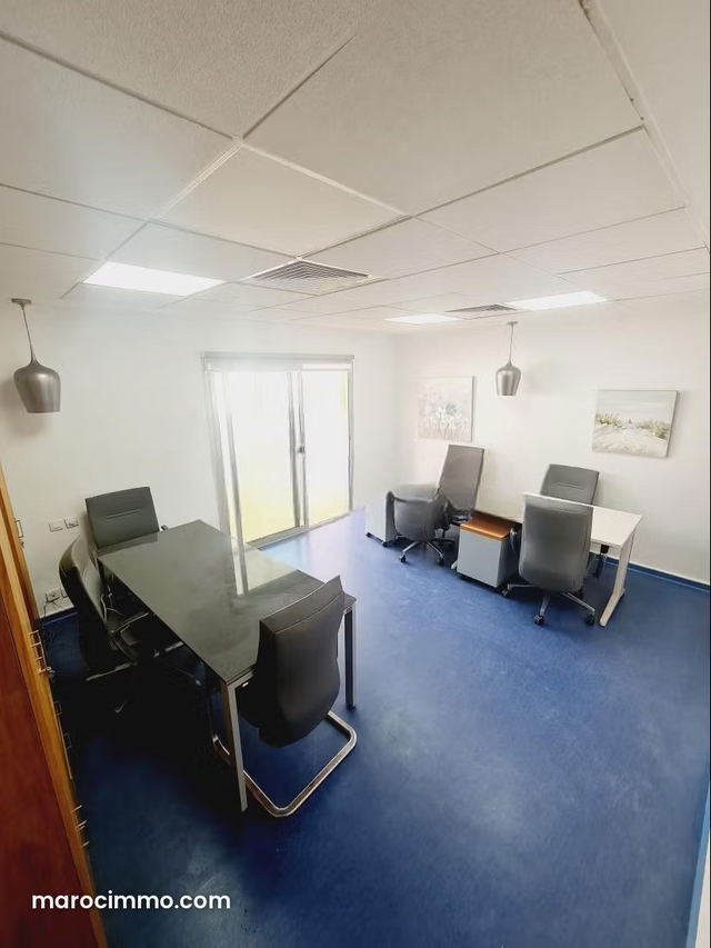Bureaux en location à Maârif à côté des twins. Surface totale 50 m² — Casablanca