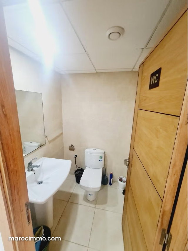 Bureaux en location à Maârif à côté des twins. Surface totale 50 m² — 5