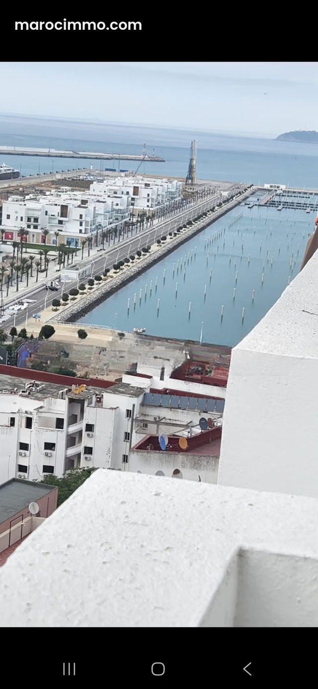 Louez cet appartement à Administratif. 3 pièces. Meublé — Tanger