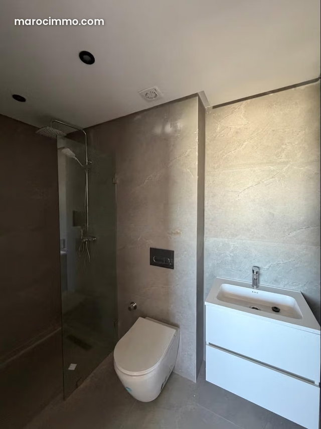Premium Studio with No Neighbors — 3