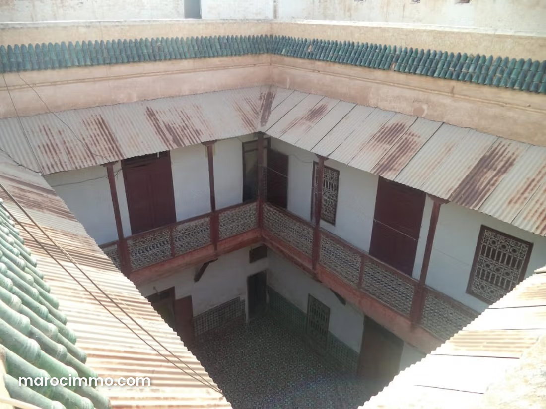 250 m² House to Renovate, Zaouia Sidi Ghalem, Marrakech — Marrakesh