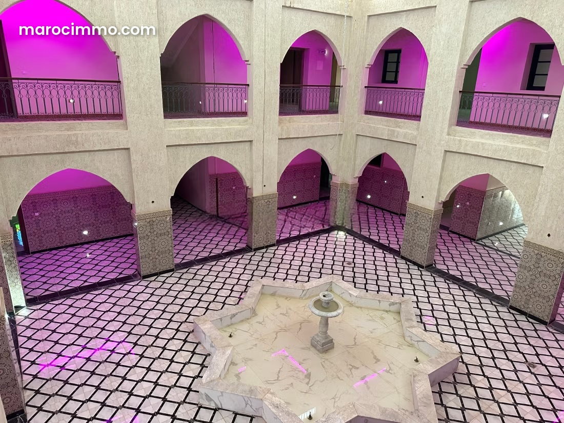Villa de prestige 5000 m² de terrain, Sidi Abdallah Ghiat — Sidi Abdallah Ghiat