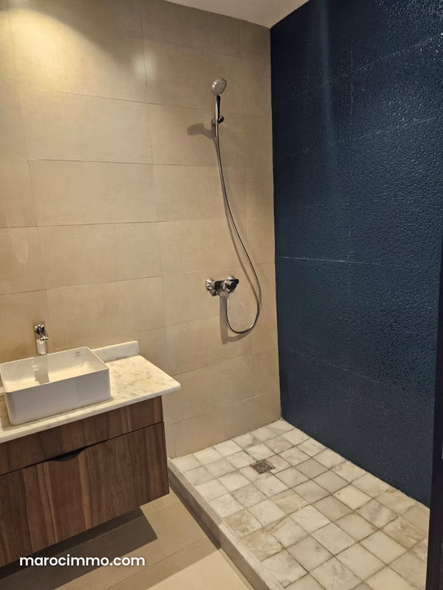 Apartment for Rent in Casablanca Finance City. Total Surface 75 m². Terrace and Elevator — 4