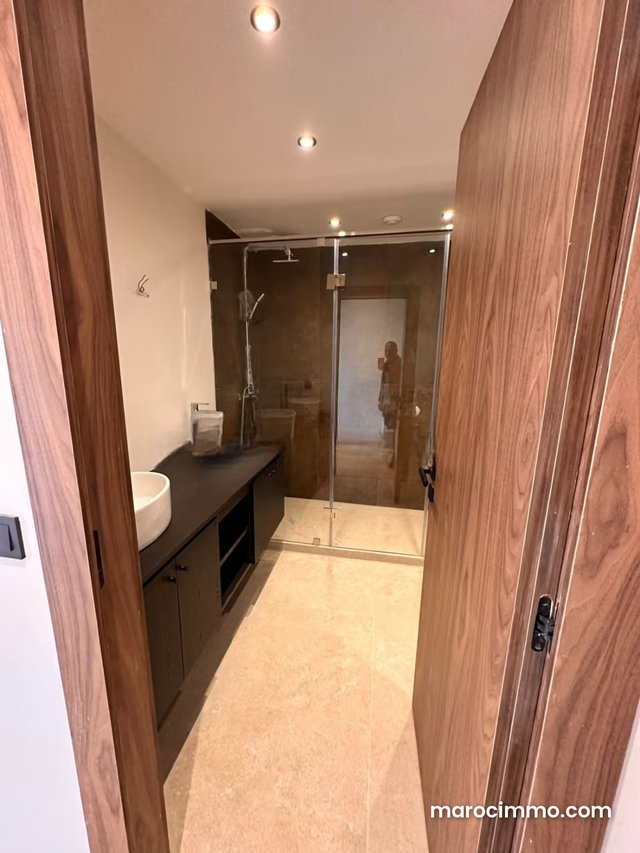 Appartement 3 suites à Bd Zerktouni / Massira à vendre — 3