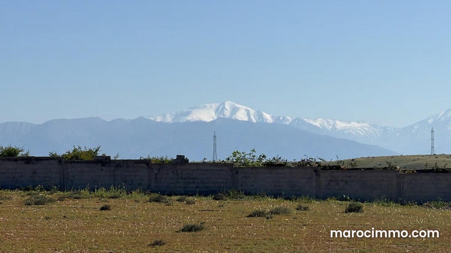 1-Hectare Plot with Atlas Mountain Views on the Amizmiz Road, Marrakech — Marrakesh