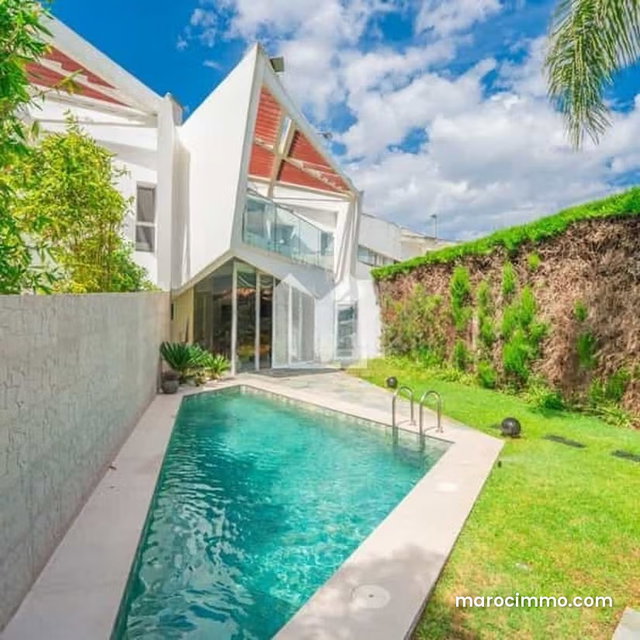 Villa à Vendre de 266.0 m² à Bouskoura, Bouskoura — 5