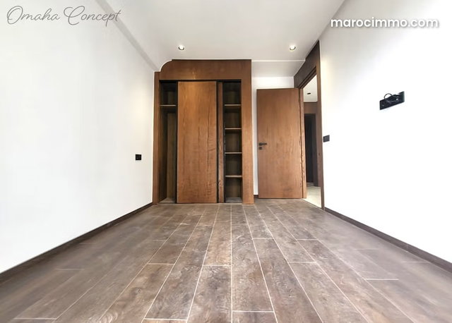 Studio Neuf 45m2 2è étg Balcon façade Palmier — 4