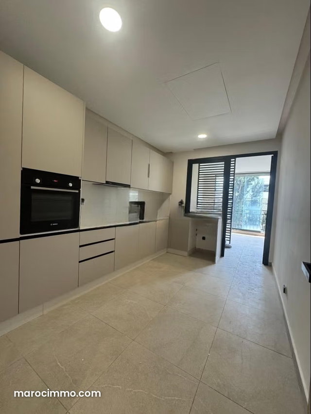 Superbe appartement duplex à louer à Souissi. Sans vis a vis — 3