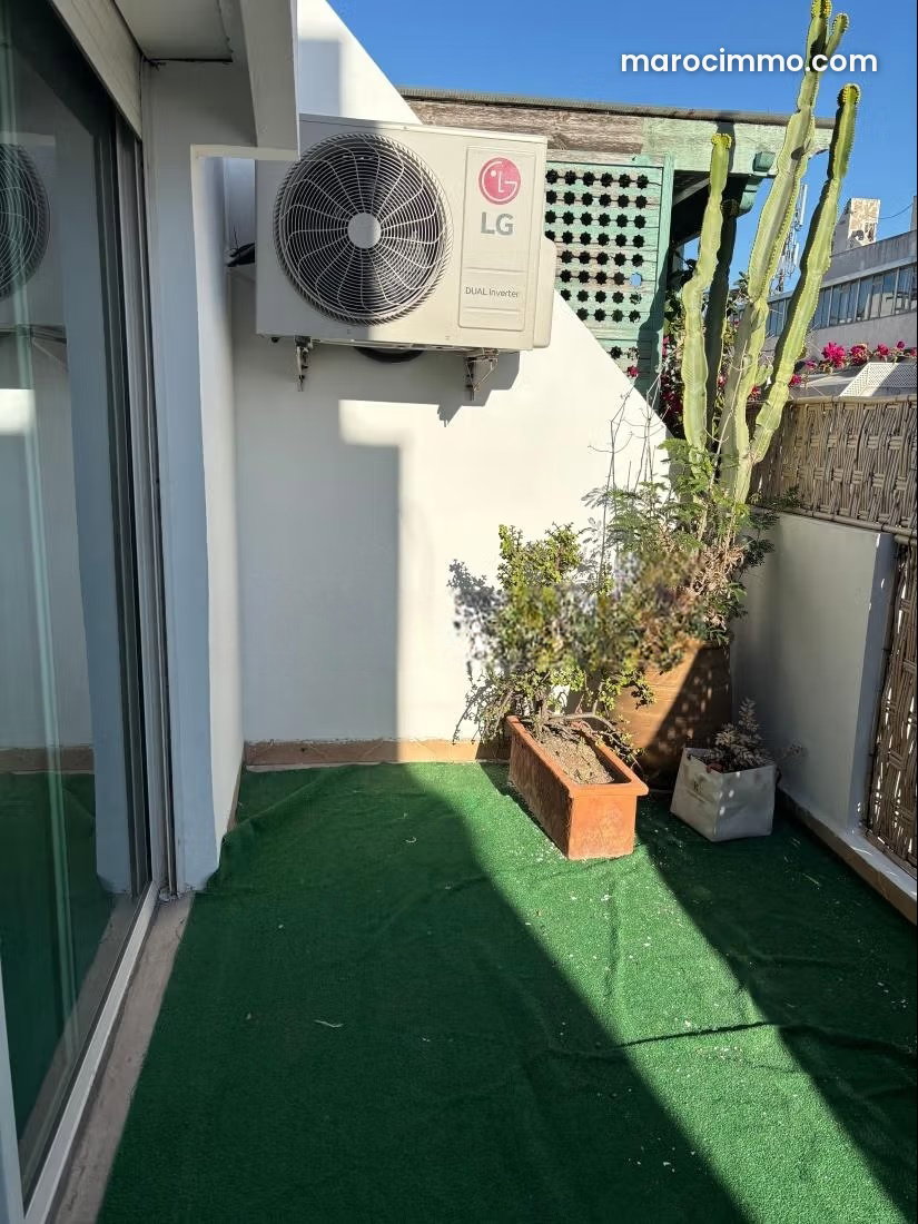 Appartement 3 chambres avec terrasse au Triangle d'Or Casablanca — Casablanca
