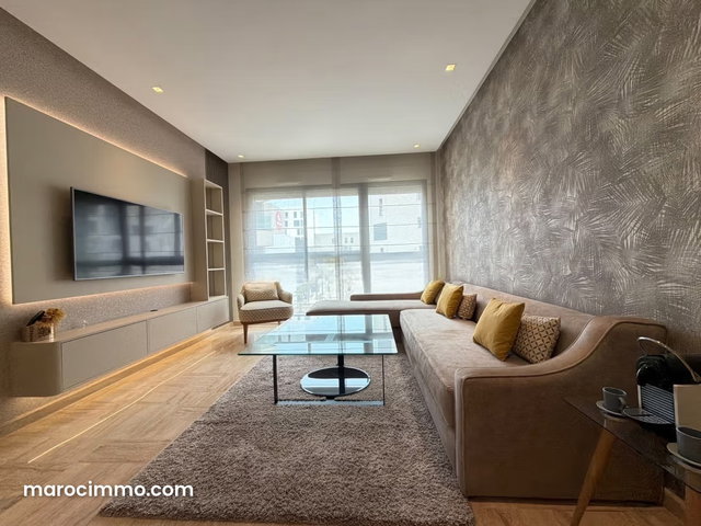 Exclusivité studio CFC — 3