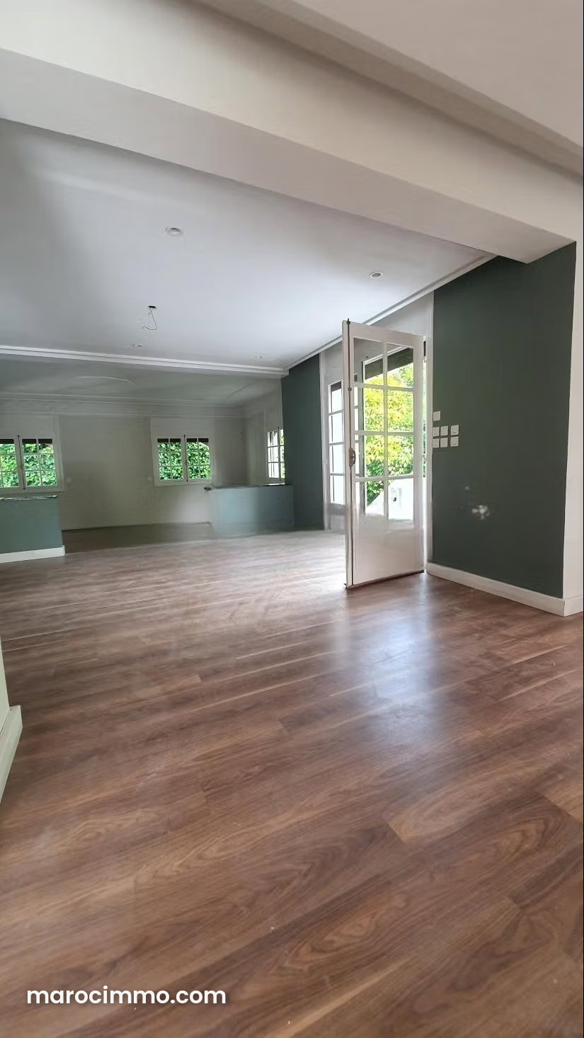 460 sqm villa for rent in C.I.L, Casablanca, 4 bedrooms, garden — Casablanca