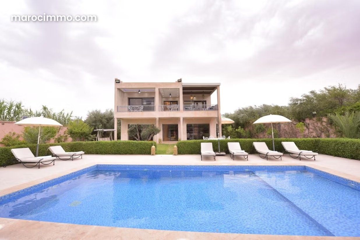 Villa 5 chambres avec piscine à vendre, Route de Fès, Marrakech — Marrakech