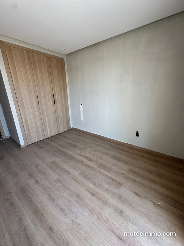 Appartement à vendre à Oasis. 1 chambre. Fenêtres avec double vitrage et porte blindée — 5