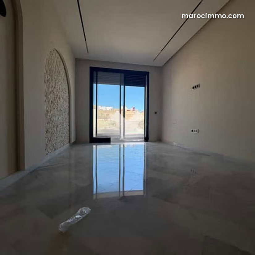 One-bedroom apartment with garage and elevator in Oulfa, Casablanca — Casablanca