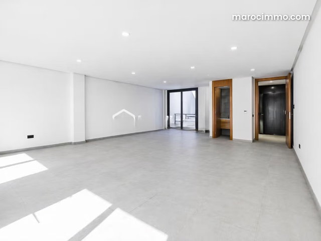 Bureau de 71 m² à Casablanca — 4