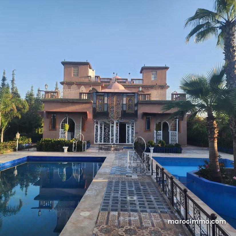 Maison d'hôtes 5 suites avec piscine, Sidi Abdellah Ghiat — Marrakesh