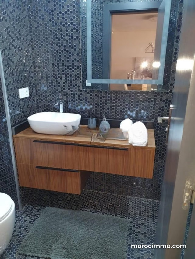 Appartement meublé à vendre — 5