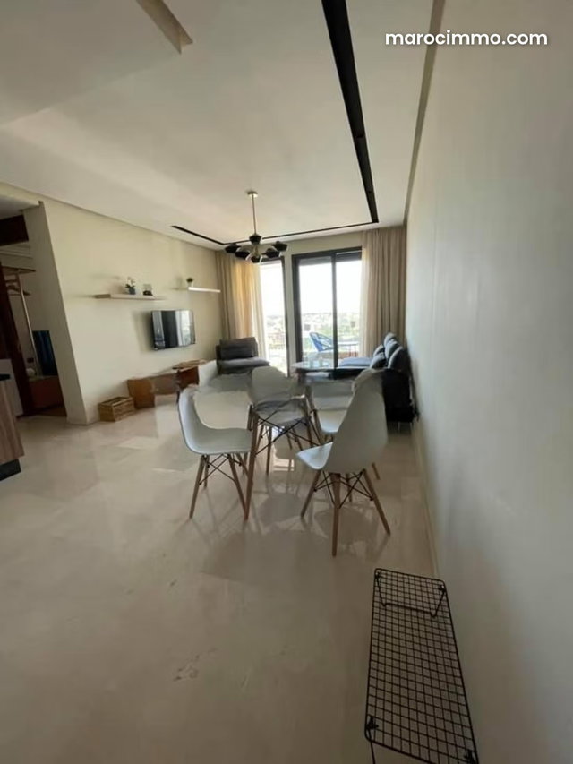 Superbe appartement à louer à Californie. 1 belle chambre. Bien meublé — 4
