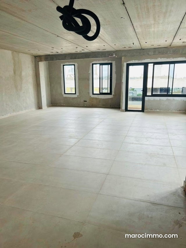 Espace Affaires Premium: 90 m² au Cœur de la Ville Verte — 3