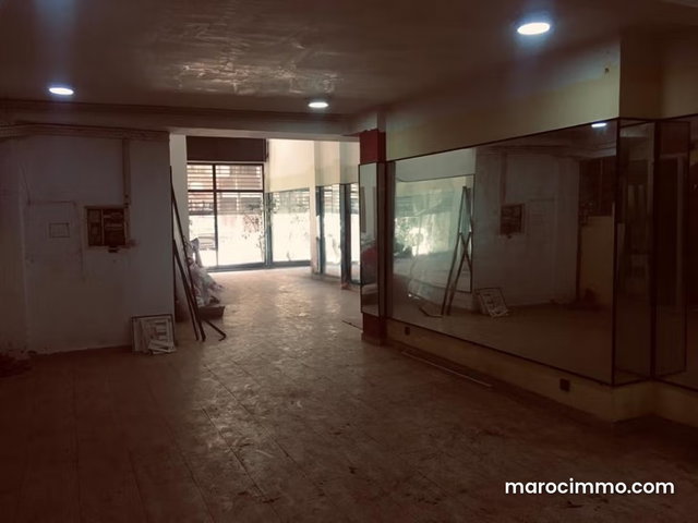 Local commercial à louer à BOURGOGNE — 2