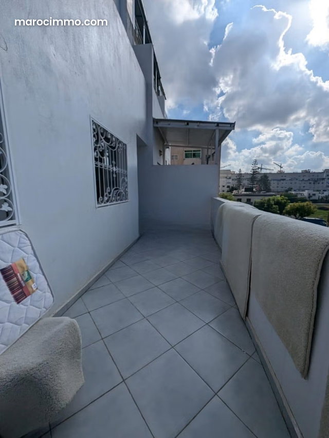 Appartement à vendre à Mimosas. Surface totale 106 m². Porte blindée et système de double vitrage — 5
