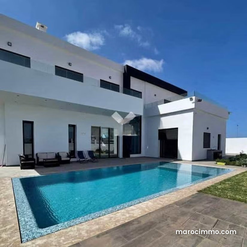 New 834 sqm Villa with Garden, Had Soualem — Had Soualem