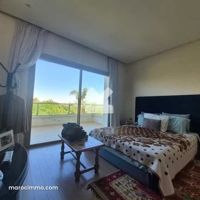 Villa à Vendre de 501.0 m² à Bouskoura, Ville Verte — 4
