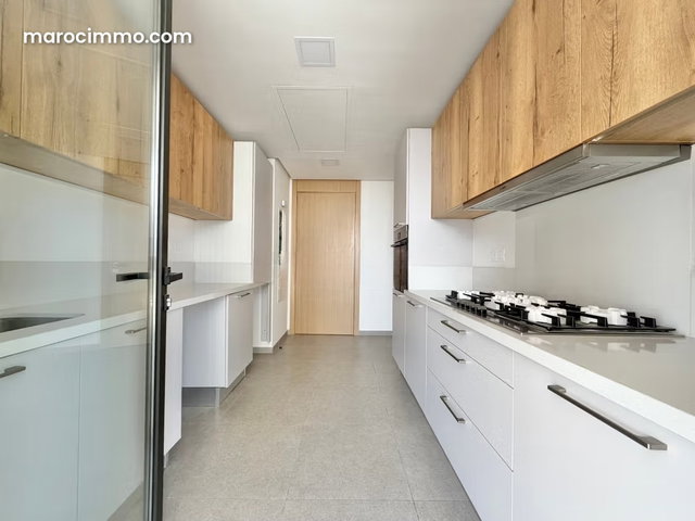 Superbe appartement à vendre à Casablanca Finance City. Superficie 161 m². Parking et terrasse — 5
