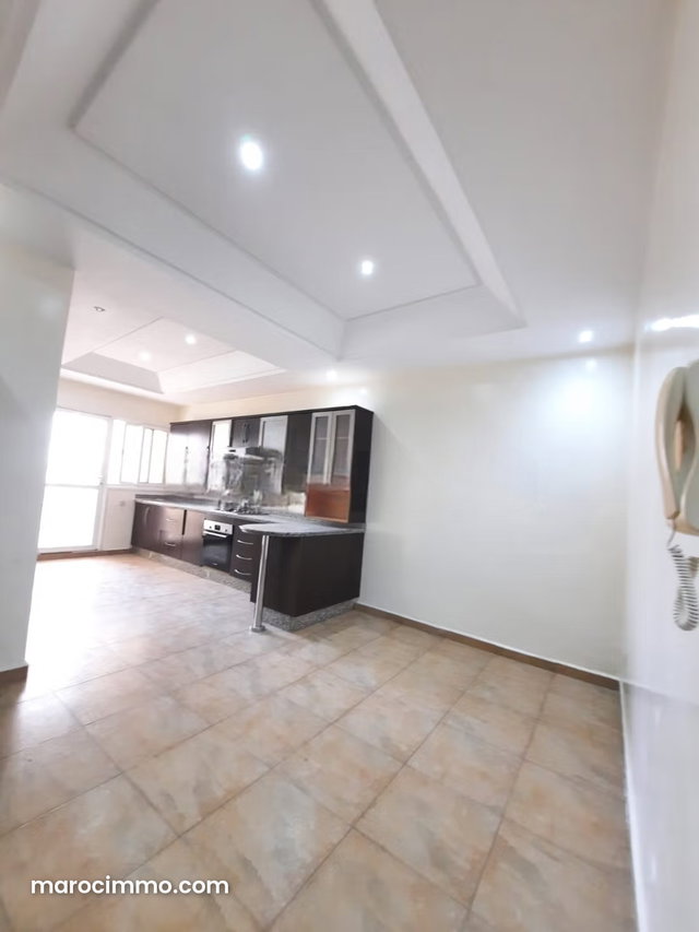 Trois chambres salon à abdeltif ben kaddour — 4