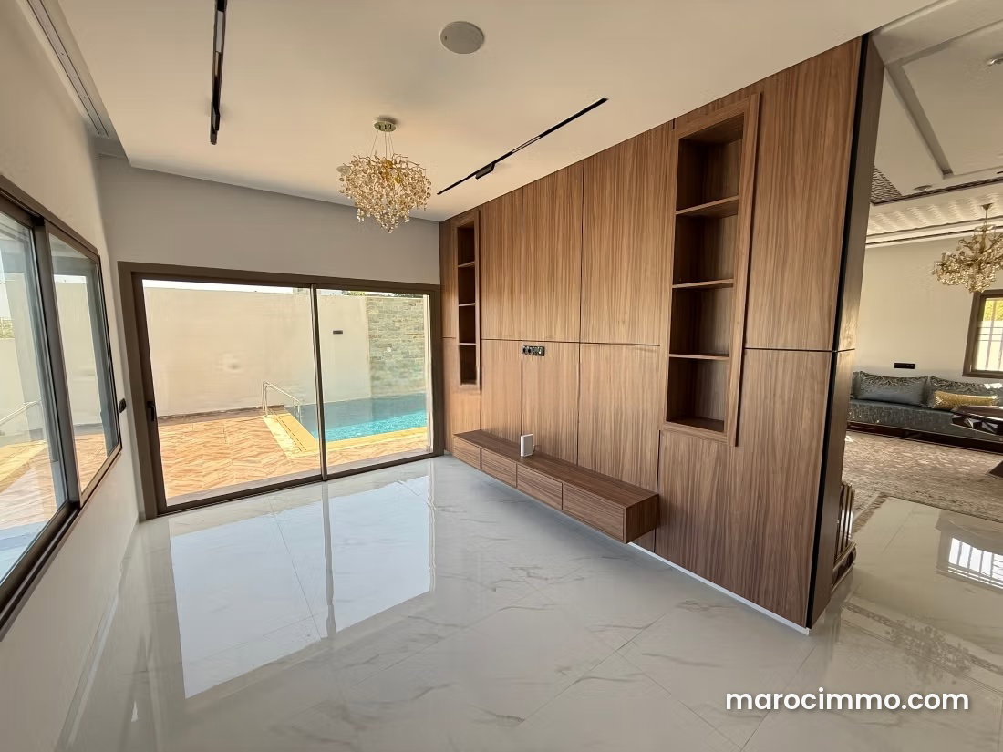 500 m² Villa with Swimming Pool and Hammam in Sidi Yahya Zaer — Sidi Yahya Zaer