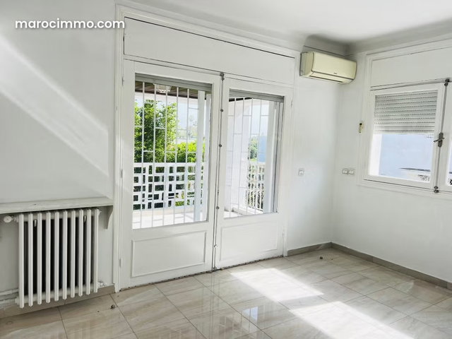 Villa avec jardin à louer quartier Hassan centre ville Rabat — 5
