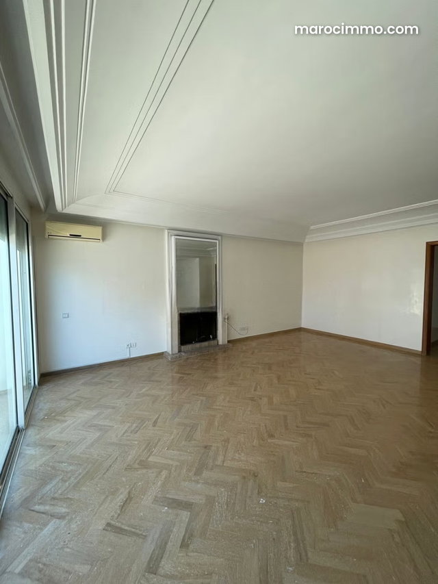Superbe appartement vide à louer sur Gauthier — 2