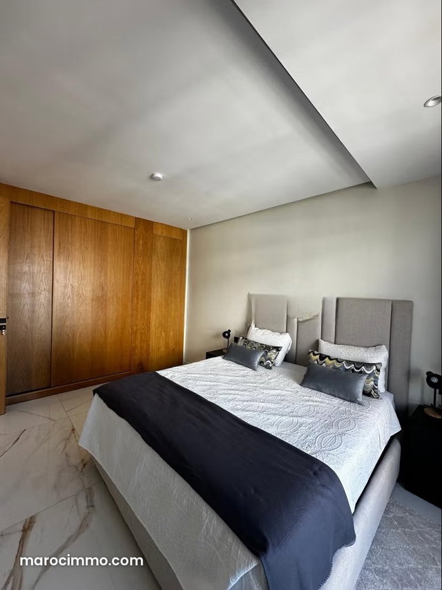Superbe appartement en location — 4