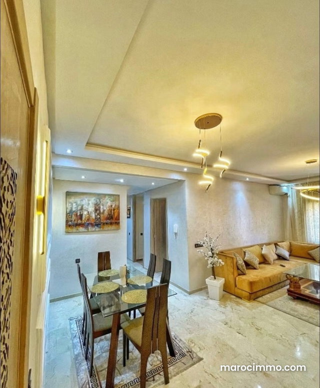 Appartement spacieuse à louer avec piscine — 2