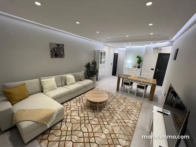 Appartement à louer au triangle d'or 3 chambres — الدار البيضاء