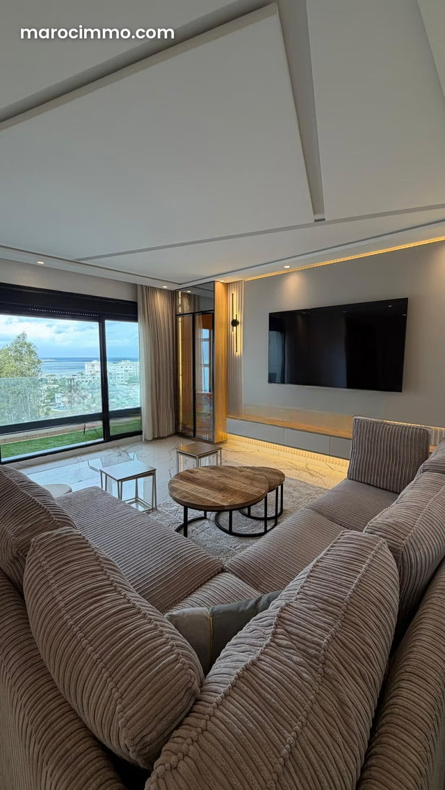 Bel appartement en location à De La Plage. 4 grandes pièces. Meublé — 2